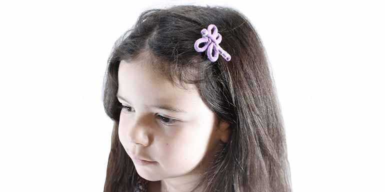 Des barrettes pour petites filles qui feront briller leurs cheveux et leurs yeux